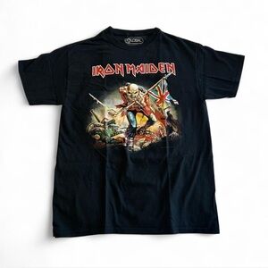 Iron Maiden The Trooper Men's Medium
Black Graphic T-Shirt Cotton 2023 Eddie